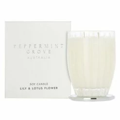 Peppermint Grove - Lily & Lotus Flower Candle 370g